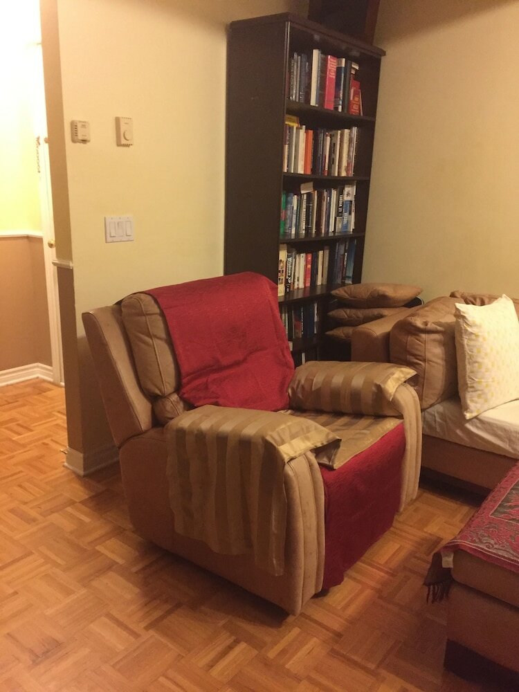 Фото Cozy water front Montreal