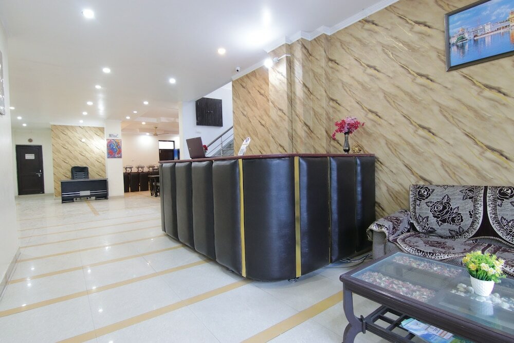 Фото Hotel Raja's Palace