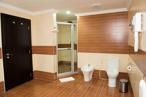 Гостиница Crossroads Hotel Blantyre в Блантайре
