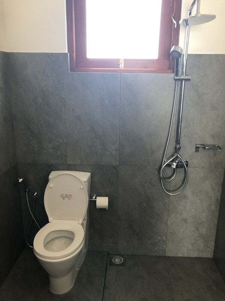 Фото Dasu's Restaurant & Villa