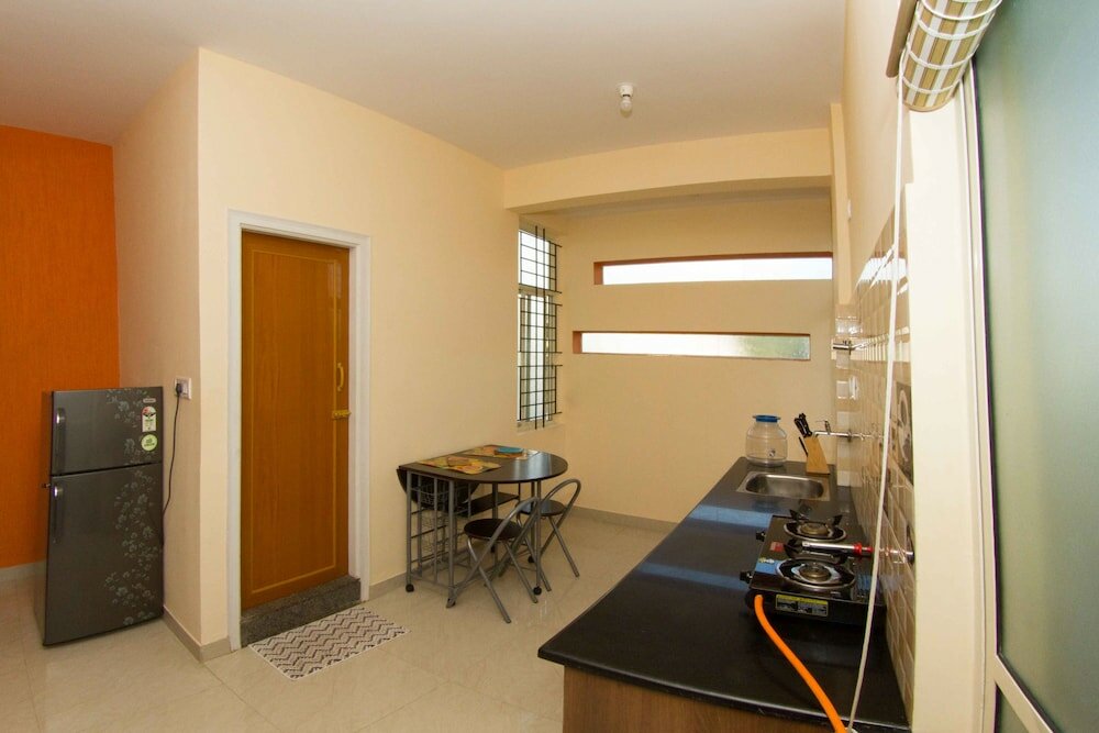 Фото Rainbow Service Apartment