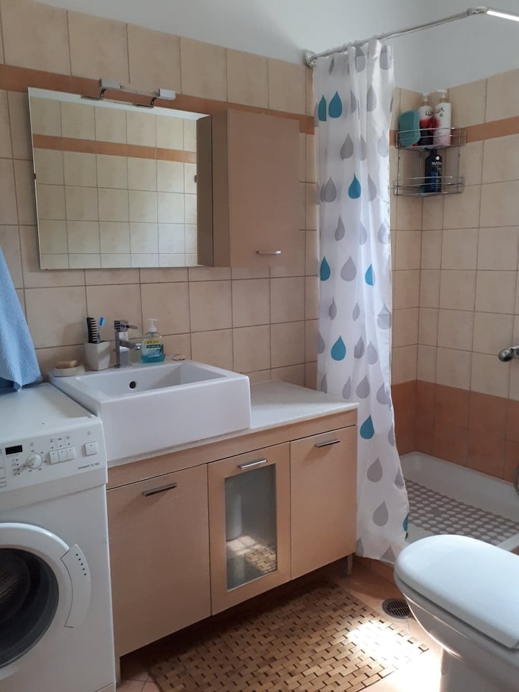 Фото Villa near Athens Airport & Rafina