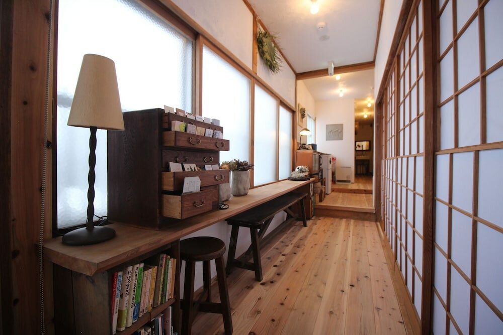 Фото Small Town Hostel Hakodate