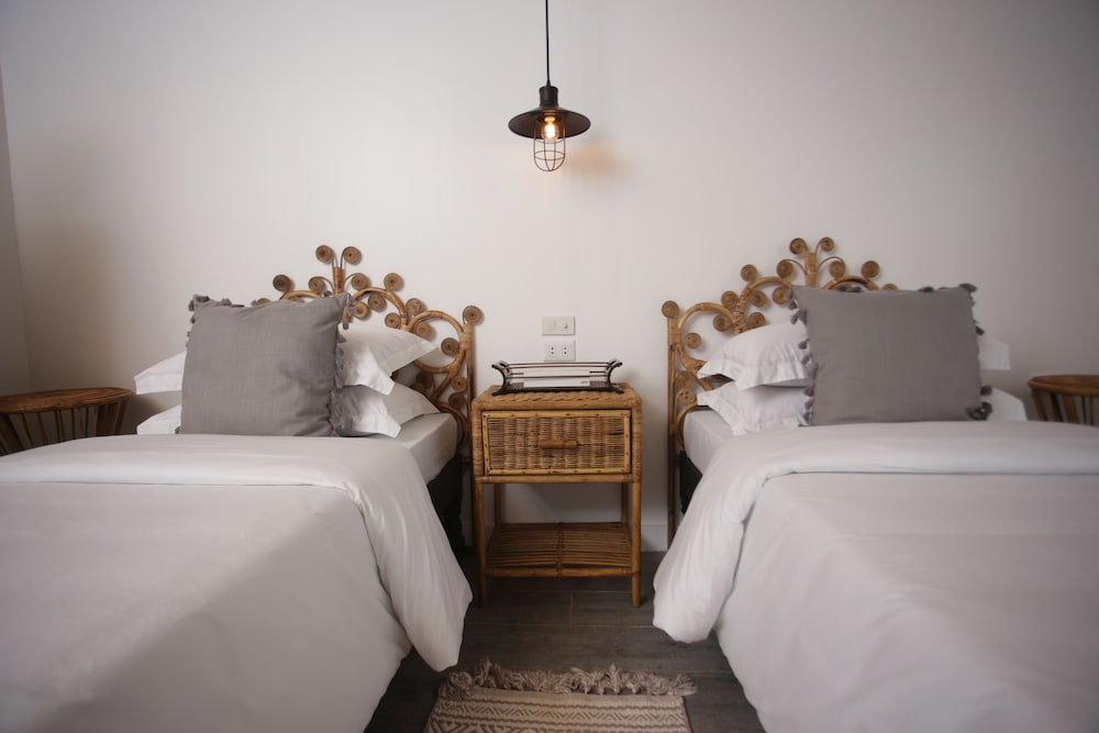 Фото The Colonial