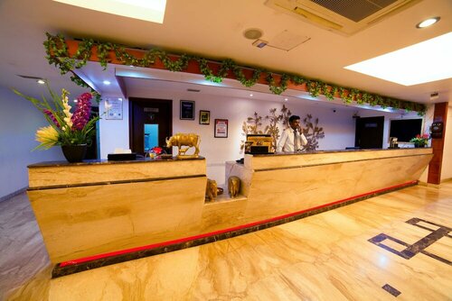 Гостиница Rr Inn- Tirunelveli в Тирунелвели