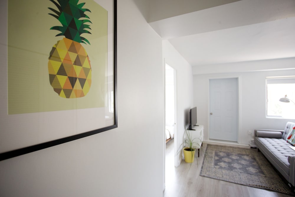 Фото The Hutchinson Suites