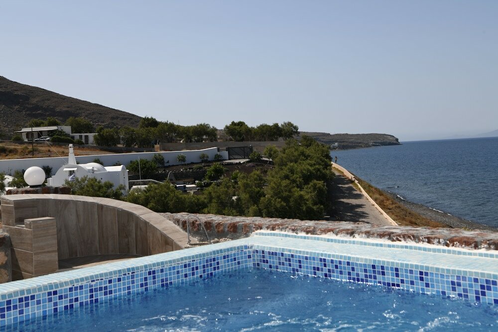 Фото Starlight Luxury Seaside Villa & Suites