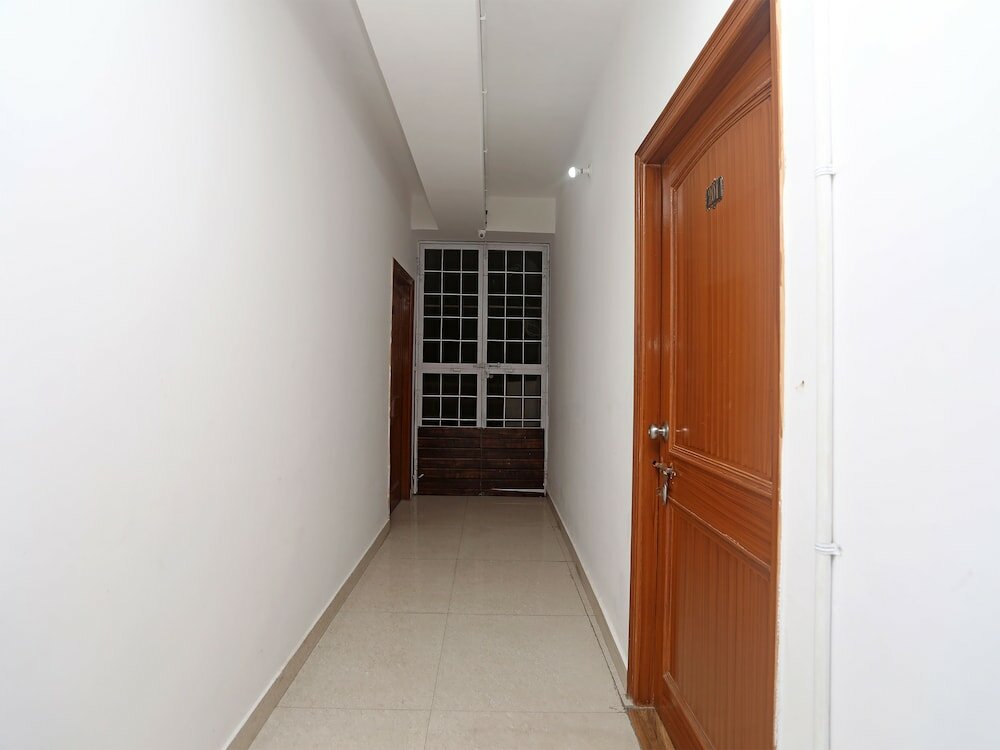 Фото Oyo 18347 Hotel Mountain Inn