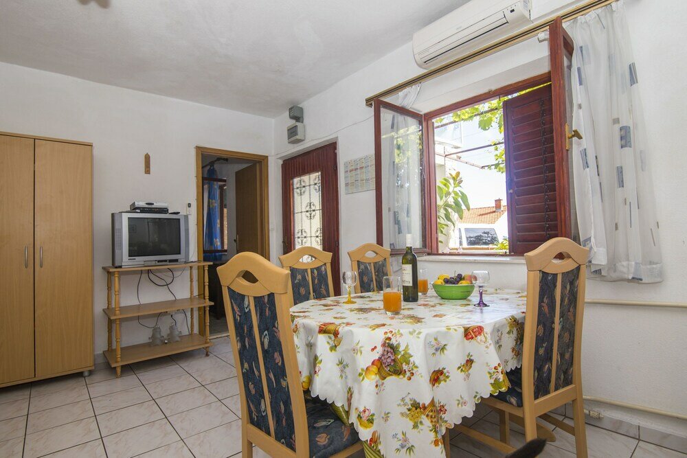 Фото Apartments and Rooms Nikol