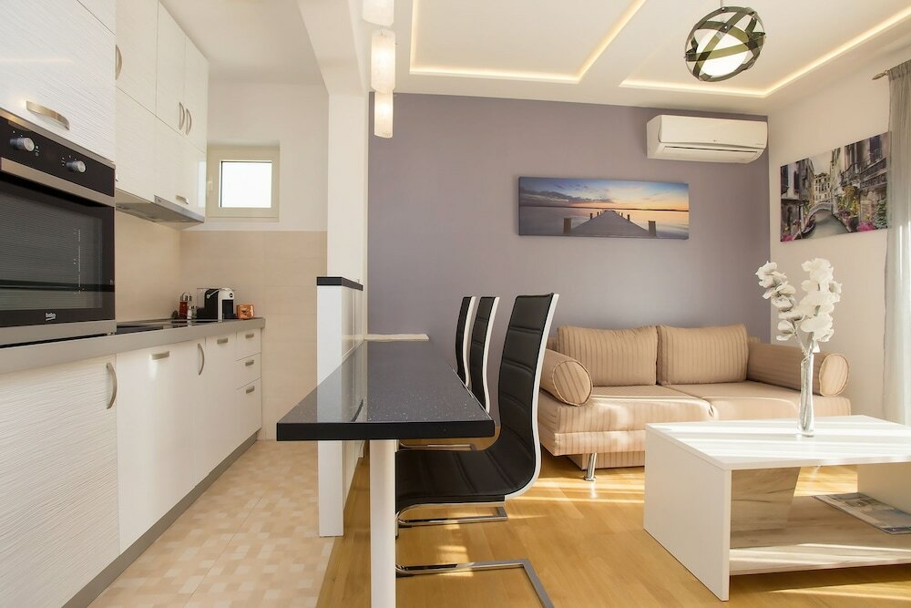 Фото Lux Apartment Goodness