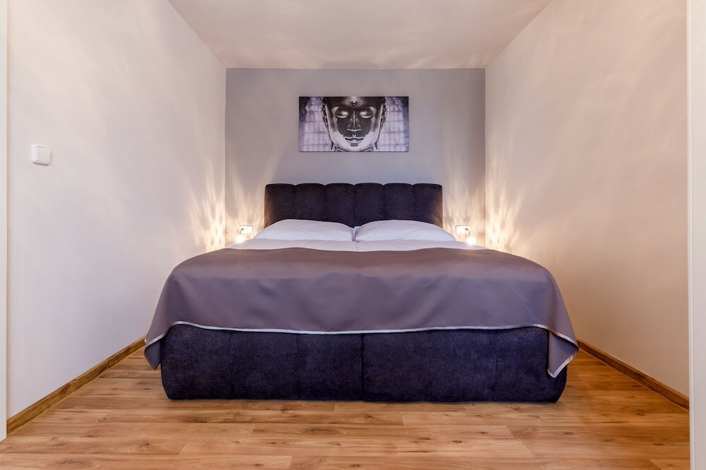 Фото Apartments Menuet