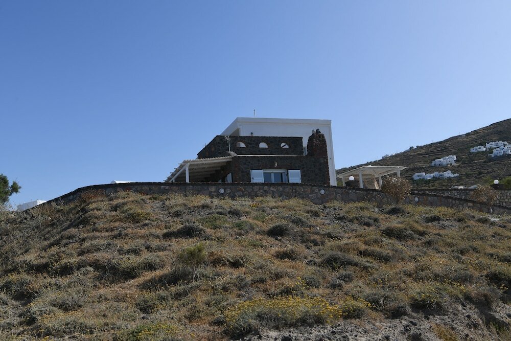 Фото Starlight Luxury Seaside Villa & Suites