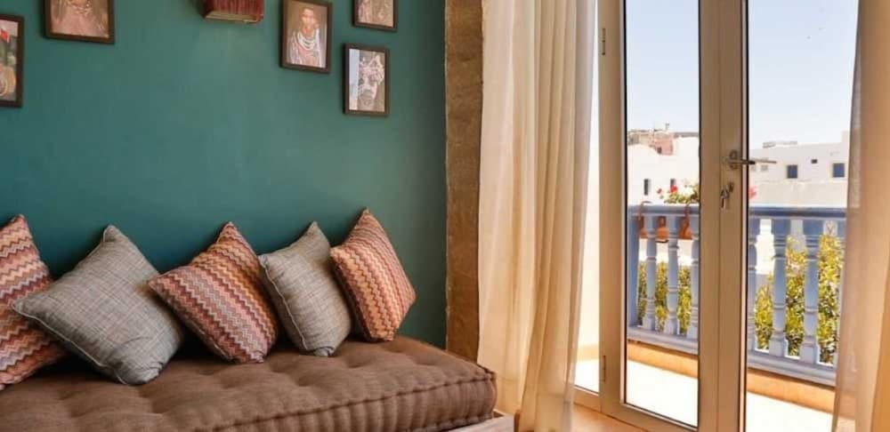 Фото Mama Souiri Hôtel