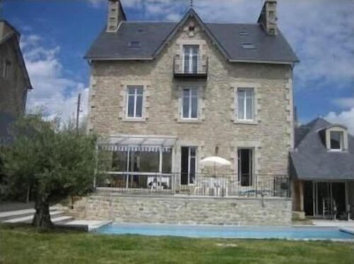 Гостиница Villa Tourelle в Динане