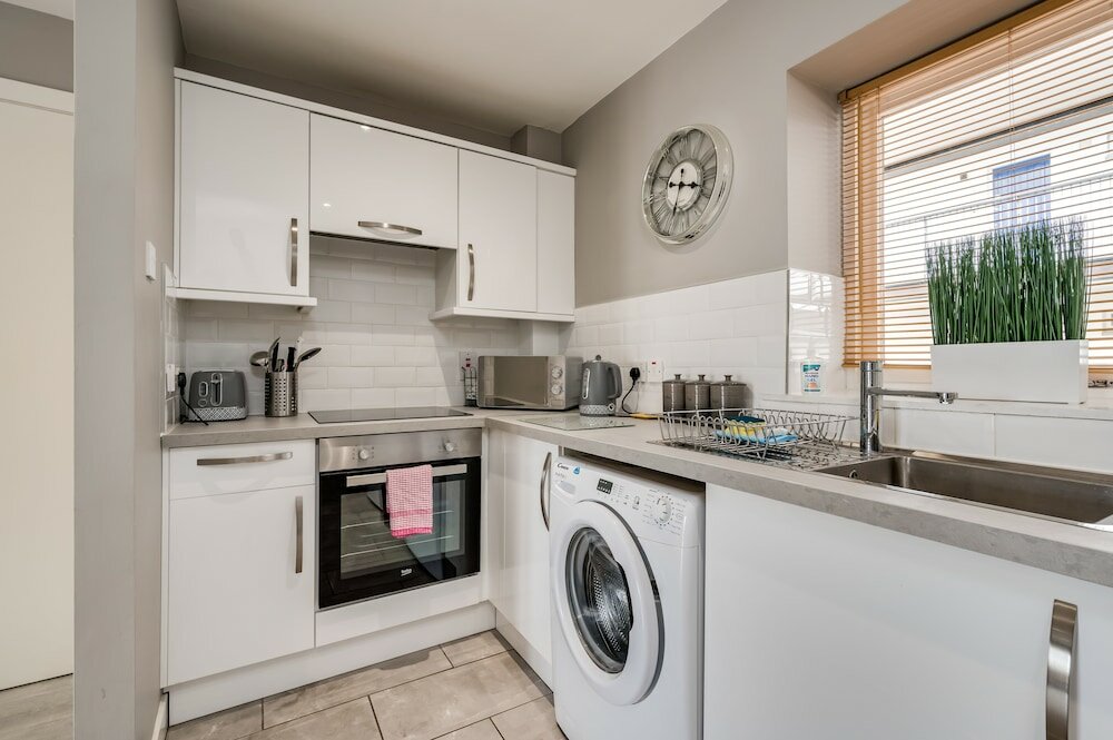 Фото Travelodge Belfast Central