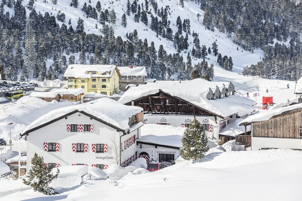 Фото Hotel Jagdschloss Resort