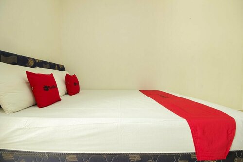 Гостиница RedDoorz @ Malalayang Manado в Манадо