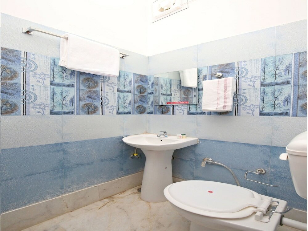 Фото Oyo 16431 Hotel New Comfort 1