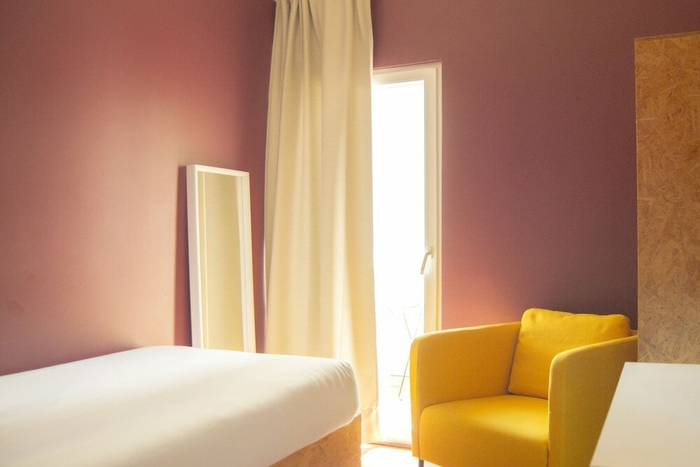 Фото Avenue Hostel & Suites