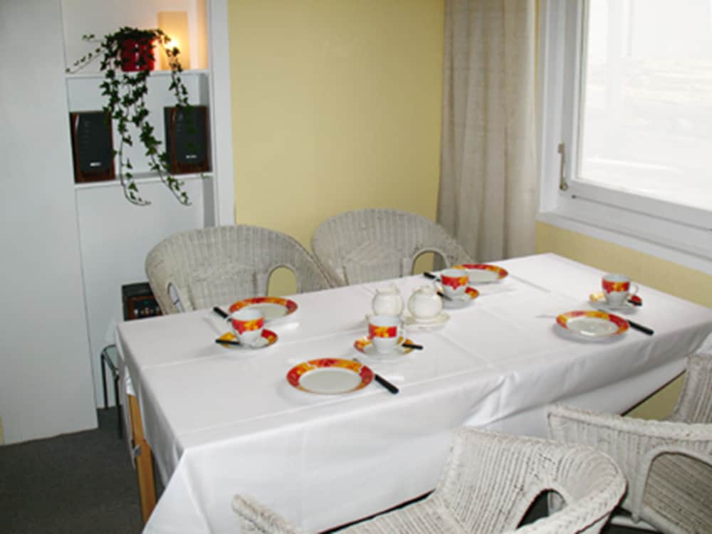 Фото Haus am Cannstatter Wasen