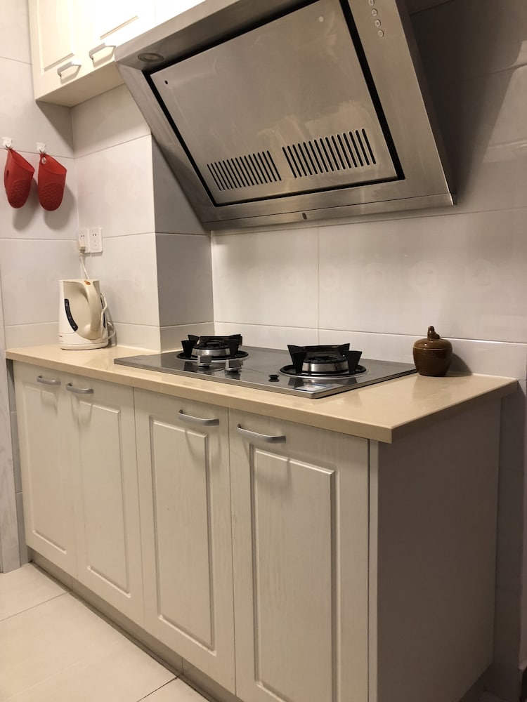 Фото Henry's Apartment- Executive 717