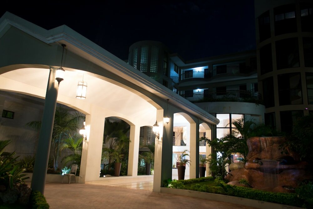 Фото Constellation Hotel