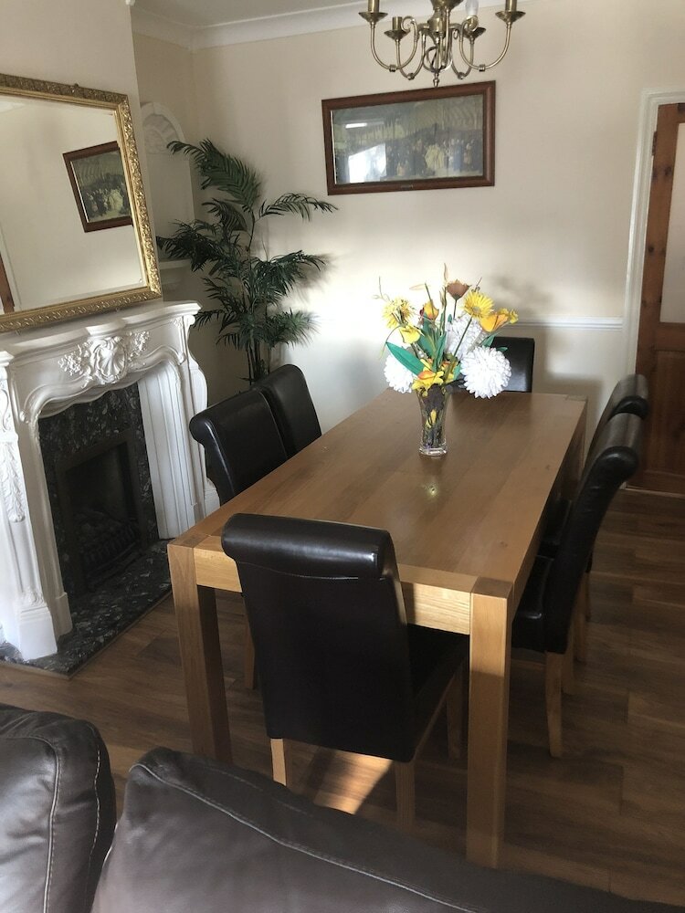 Фото The Rhinos 2