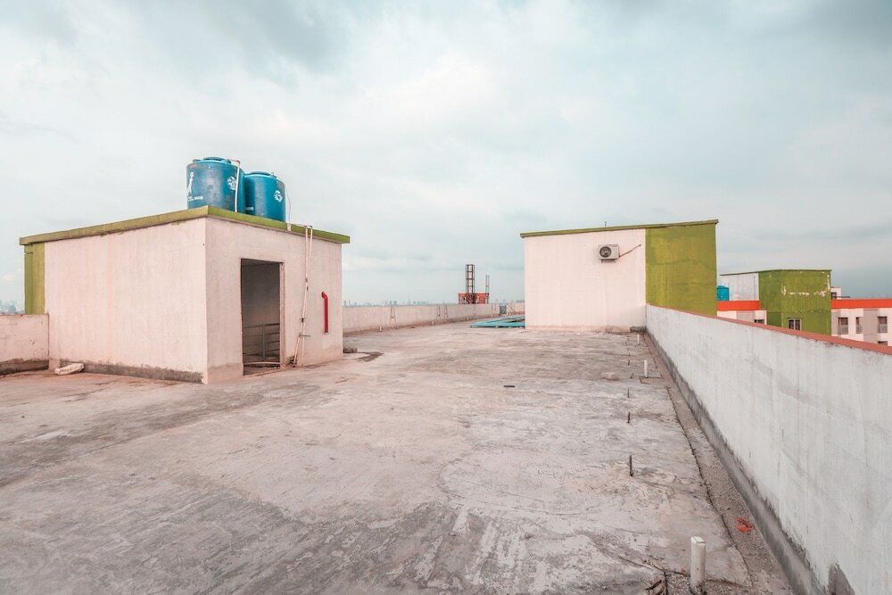 Фото Oyo 498 Green Lake View Ciputat Syariah