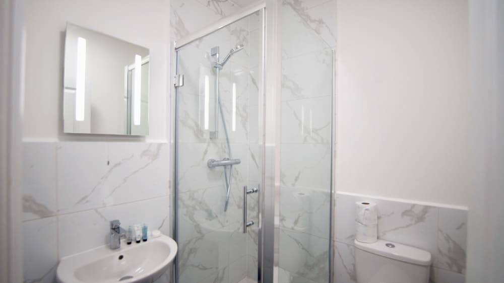 Фото Ifield Road