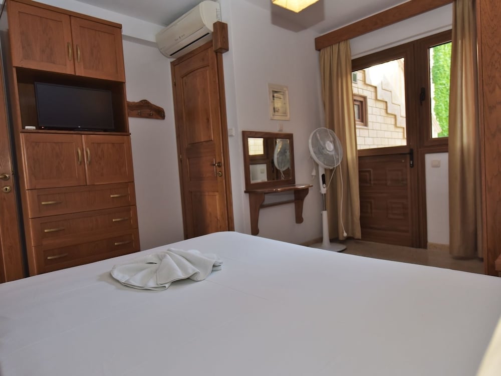 Фото Camellia House Seafront - Nea Potidea