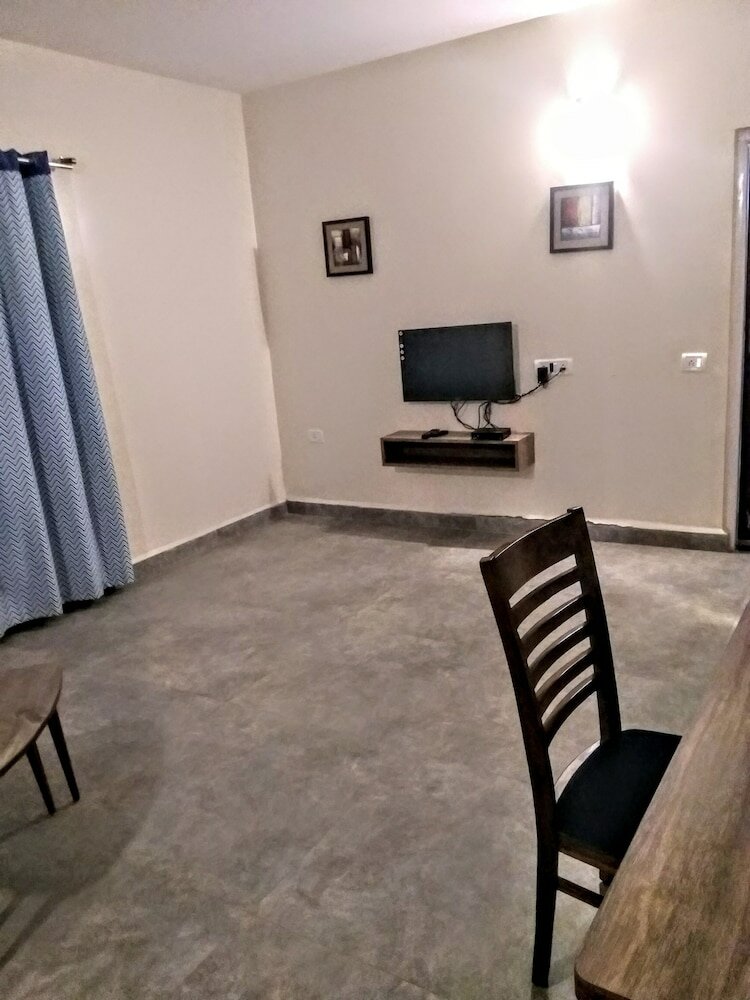 Фото Hotel Karon Premium