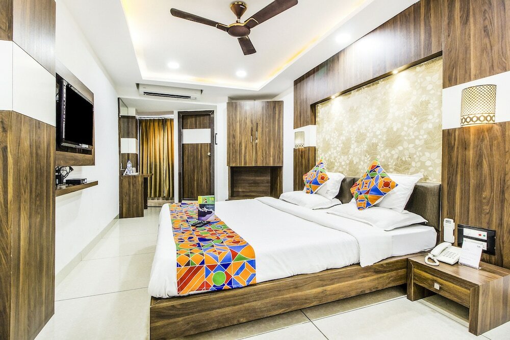 Фото FabHotel Rajnandani Residency