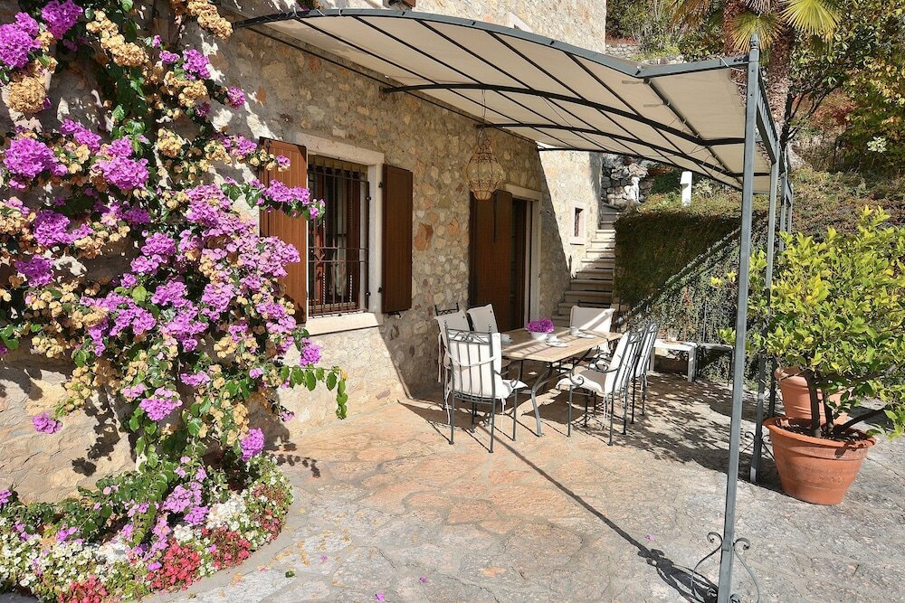 Фото Apartment With Pool Ai Pignoi Ground F