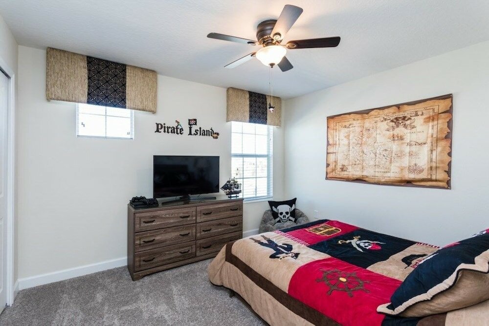 Фото 5br Pool Home in Storey Lake by Shv-4817