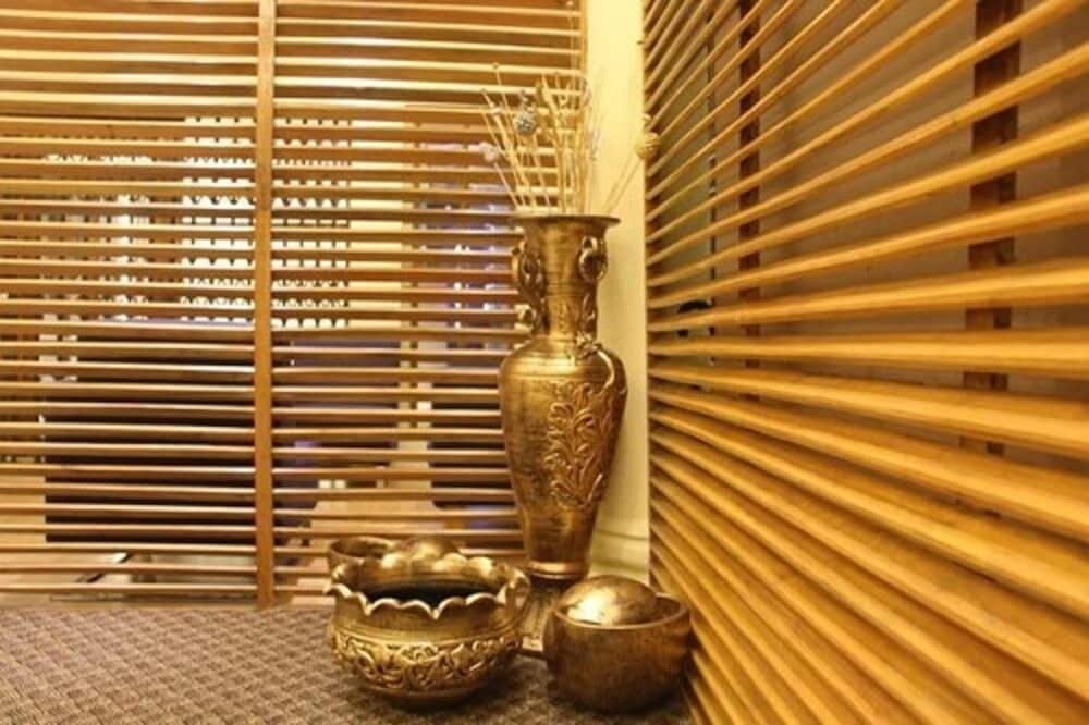 Фото Bottomhill Palace Hotel