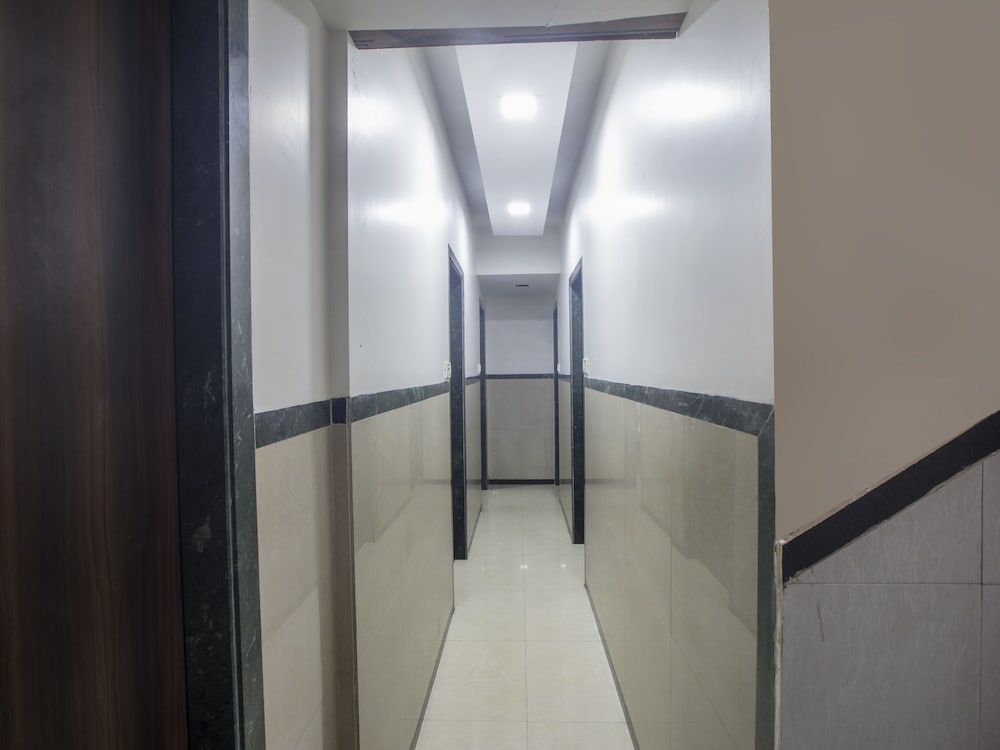 Фото FabHotel National Residency Chembur