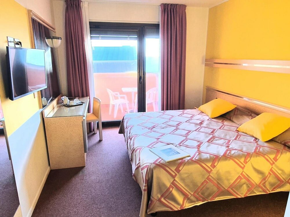 Фото Hotel Antares