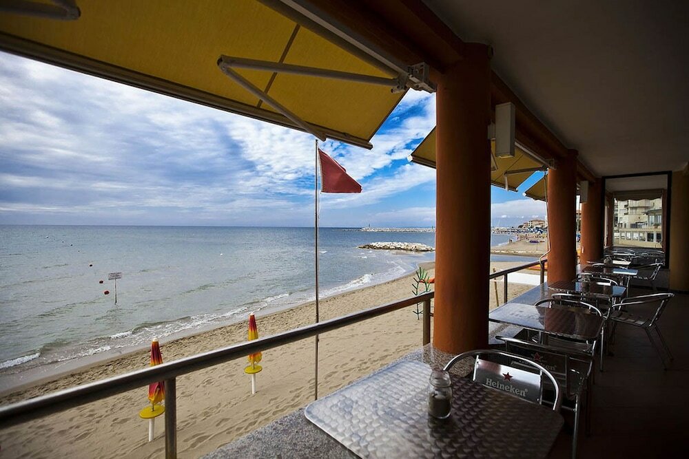 Фото Hotel Il Delfino