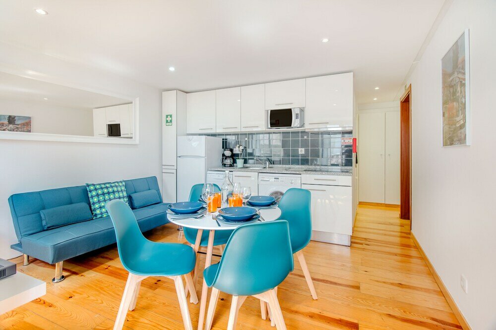 Фото Alfama Charming Apartment