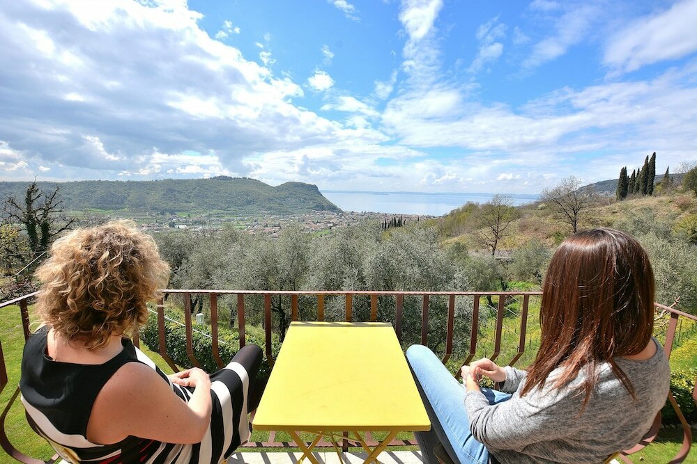 Фото Apartment With Pool Ai Pignoi 1st floor