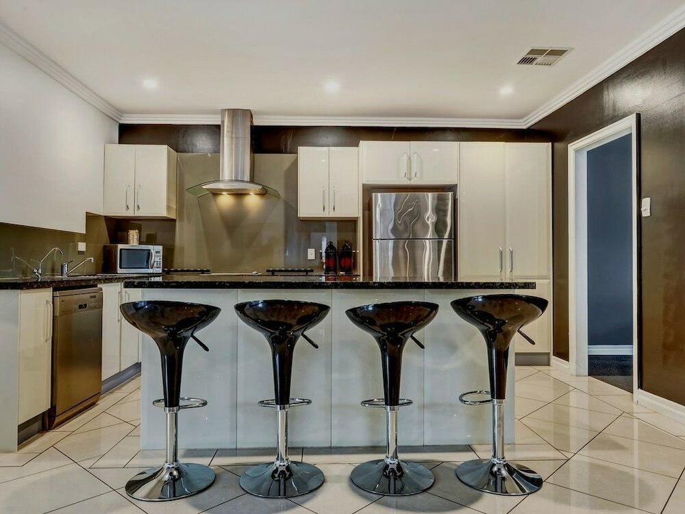 Фото Hollywood Tree House