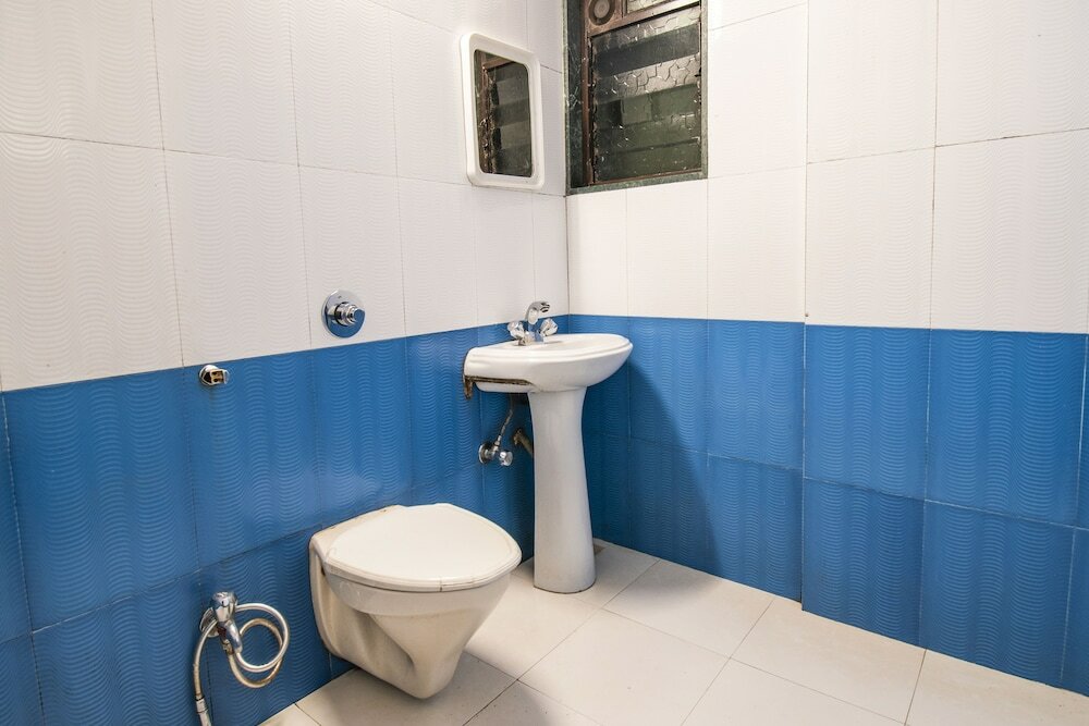 Фото Balaji Classic Hotel