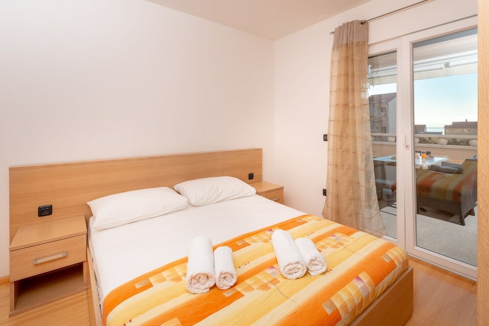 Фото Villa Tucepi Apartments