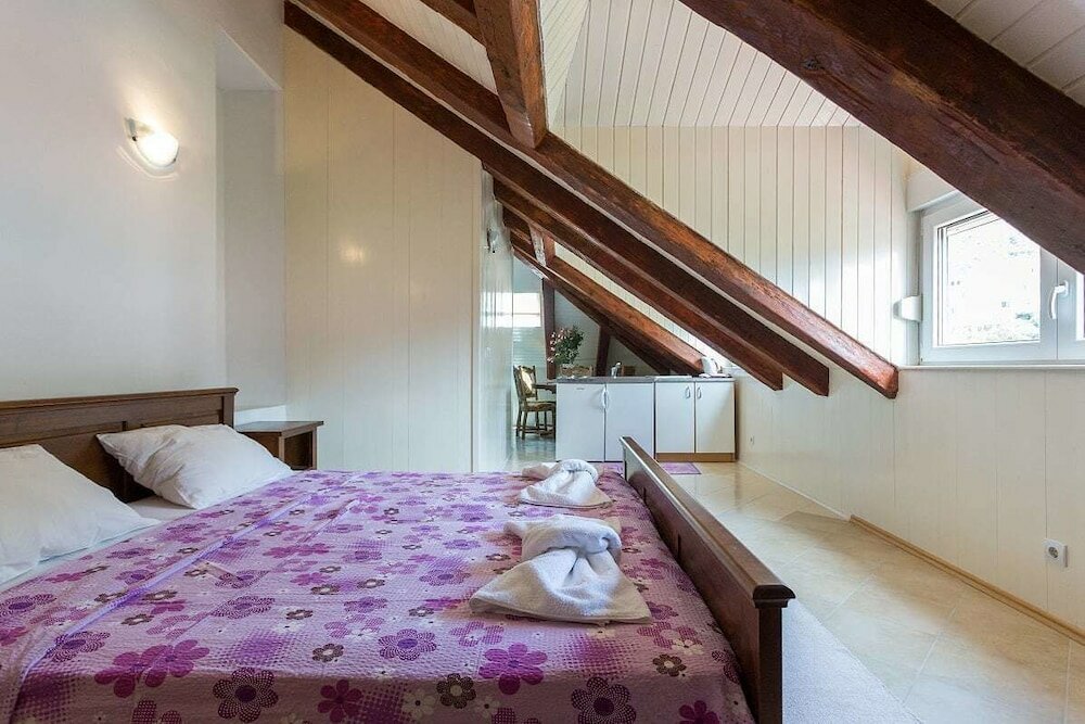 Фото Gradac Apartment