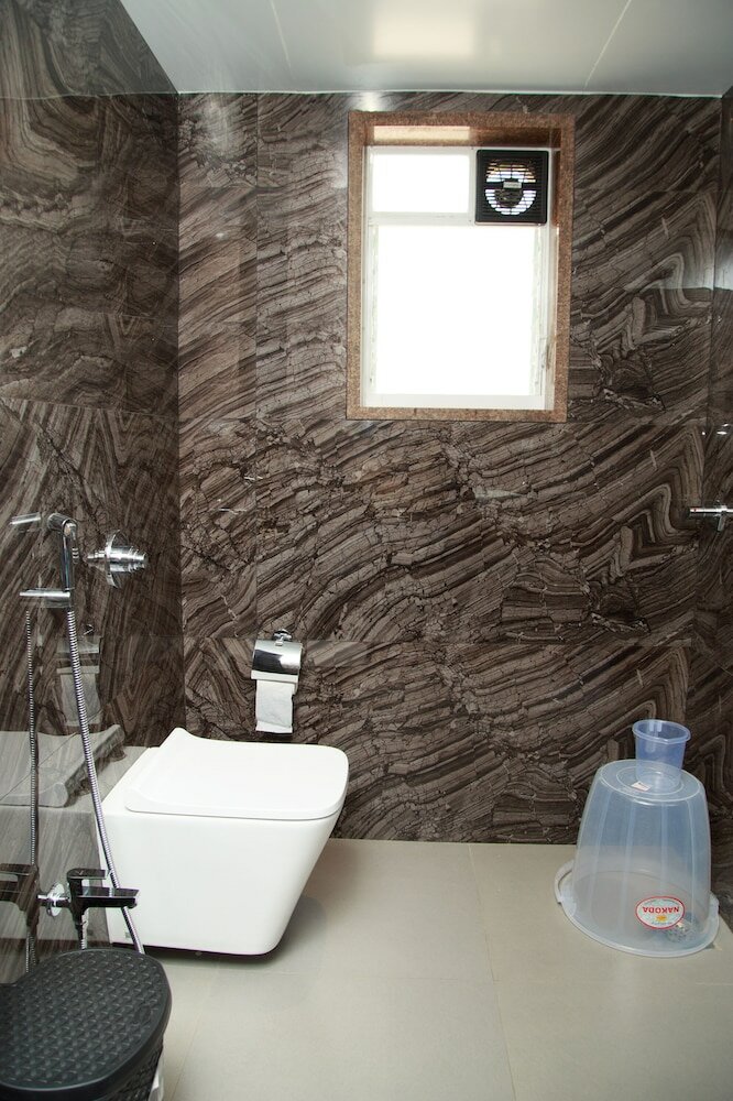 Фото Hotel Leela