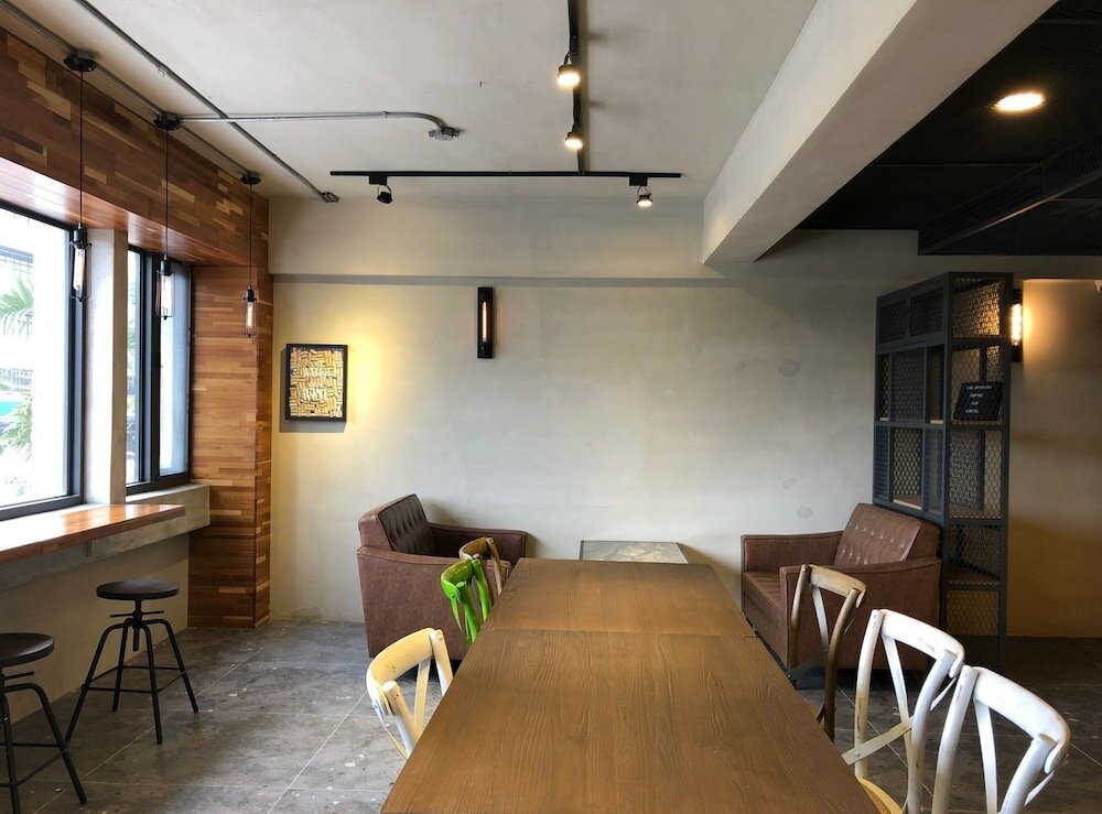 Фото The Upstairs