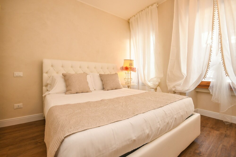 Фото Luxury Suite Sirmione