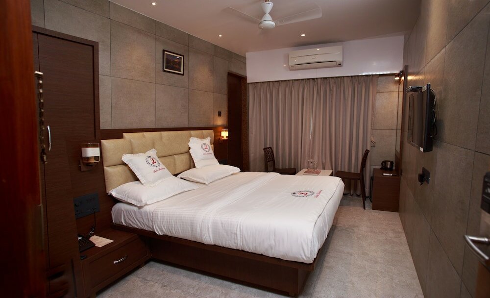 Фото Hotel Leela