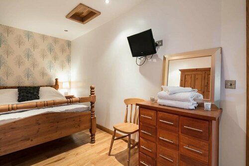 Гостиница Luxury 1bedroom Lodge in Prestwich