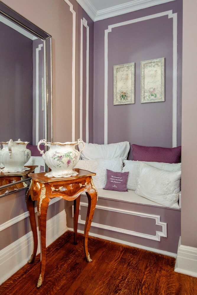 Фото Mathis House, A Victorian Bed & Breakfast and Tea Room at 600 Main